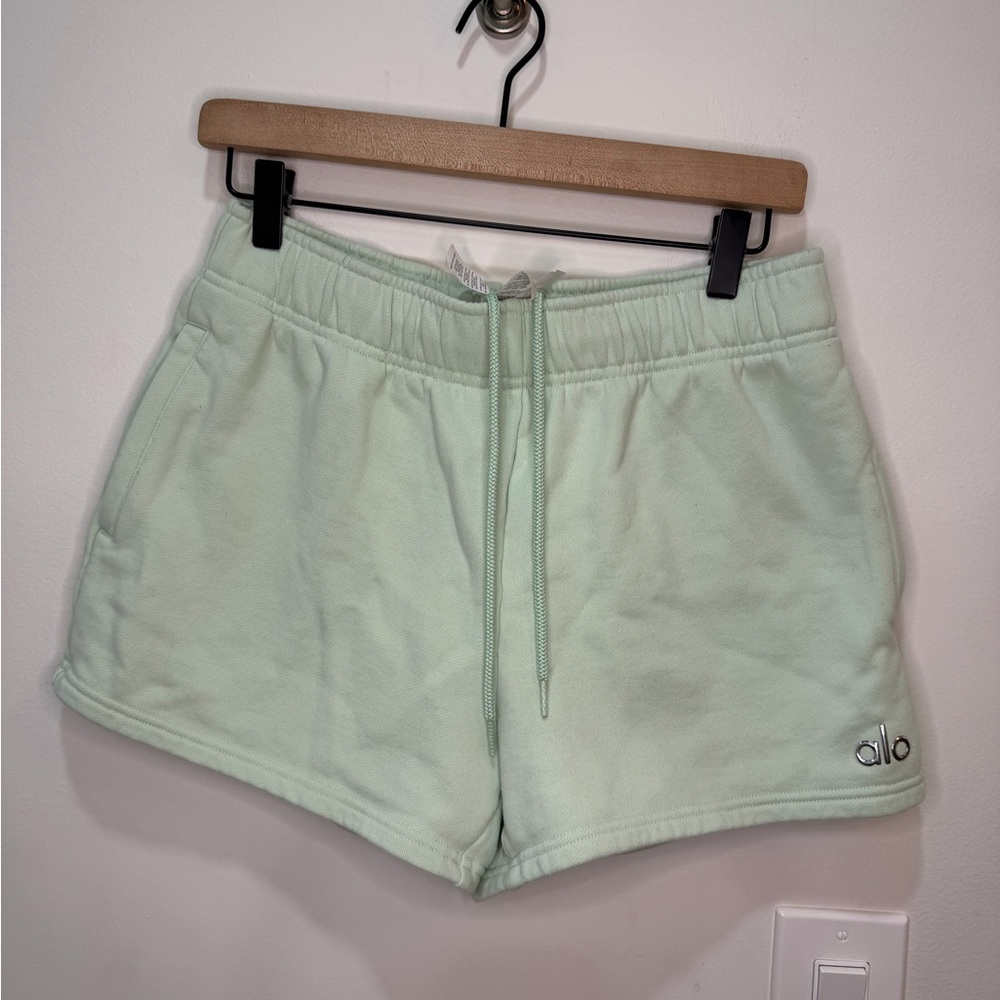 Alo Yoga Accolade Shorts spearmint/green S